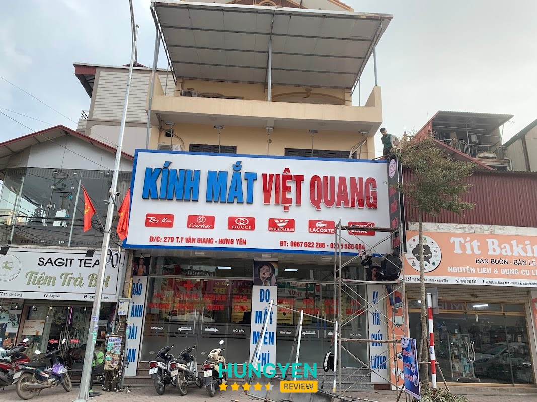 Kính Mắt Việt Quang Văn Giang