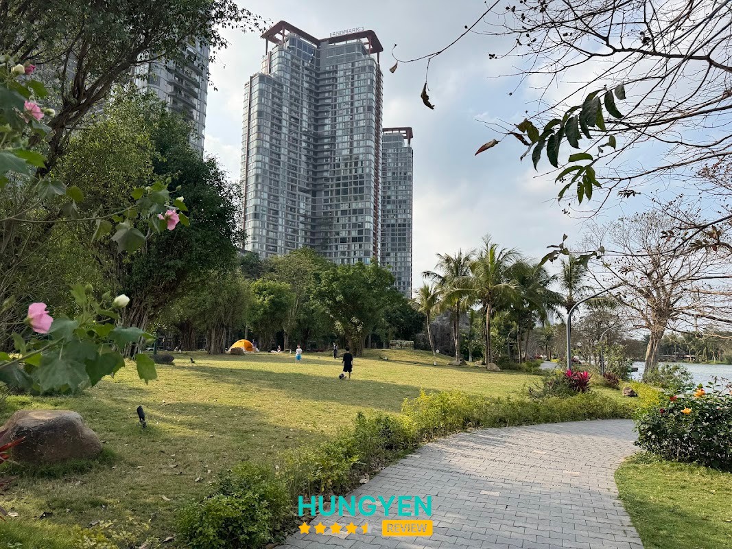 Công Viên Hồ Thiên Nga Hưng Yên