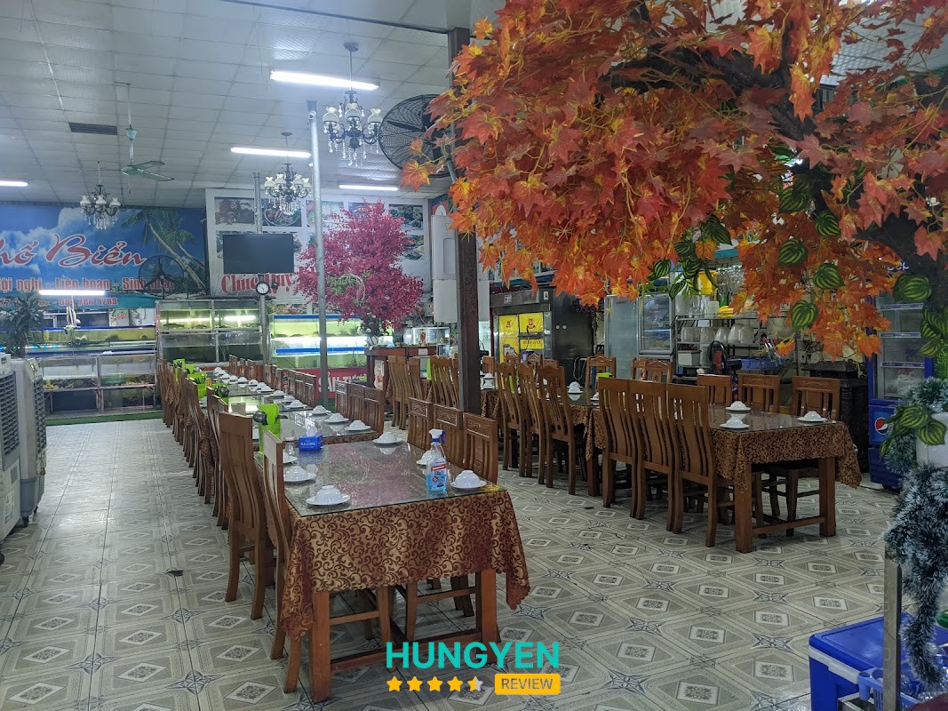 Nhà Hàng Phố Biển Trần Lãm