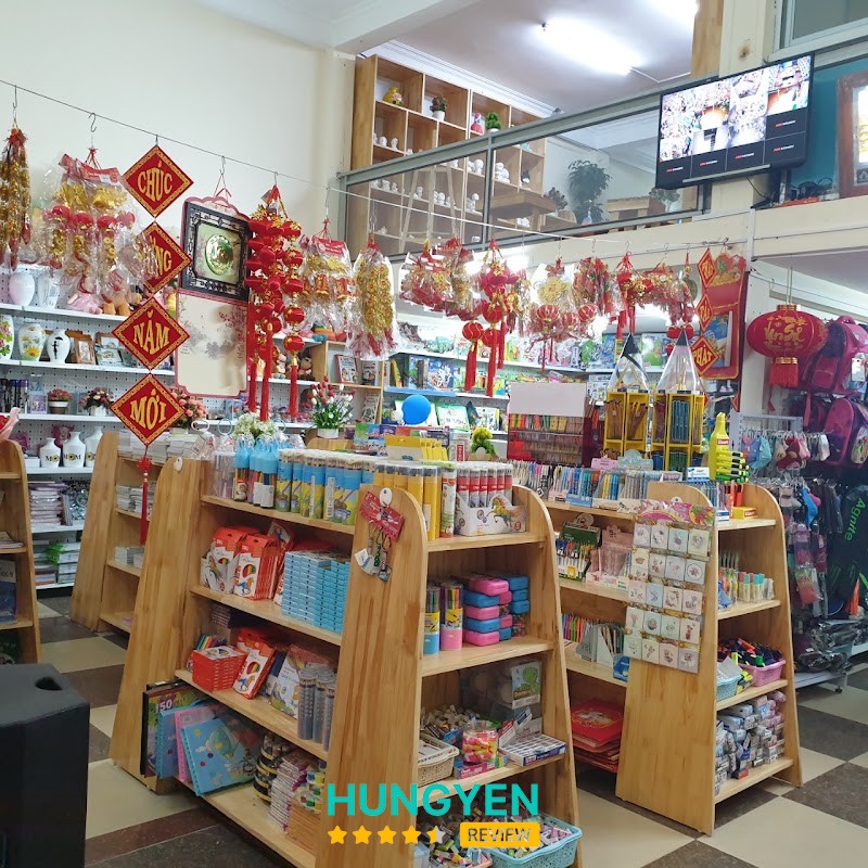 NHÀ SÁCH TRÍ THÀNH – Trần Lãm