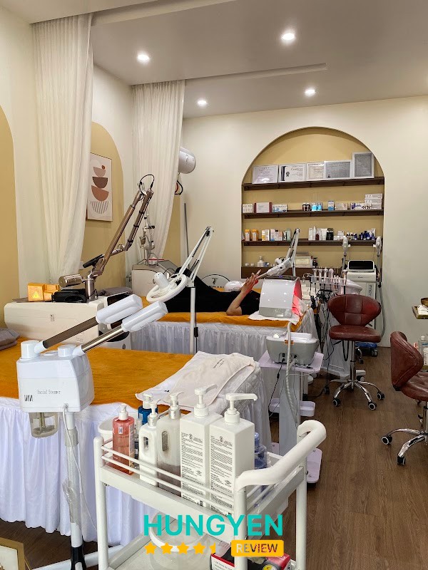 Da Liễu Việt Ý - Bác sĩ Thuỳ Trang