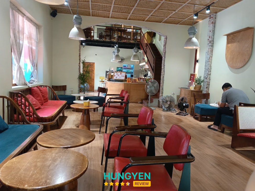 Nhà Cafe' Khoái Châu