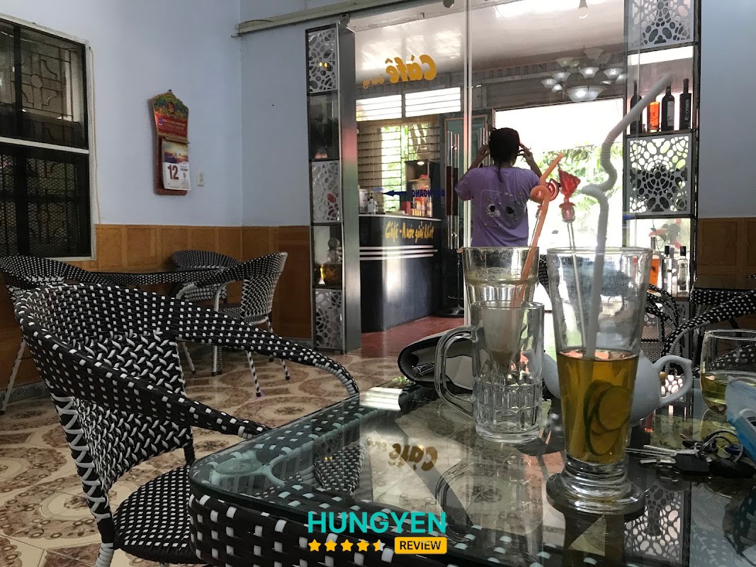 Cafe sáng Trần Lãm