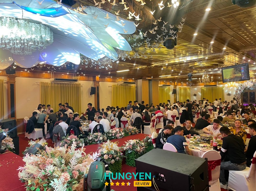 Làng Du Lịch Sinh Thái Sen Hồ Mỹ Hào