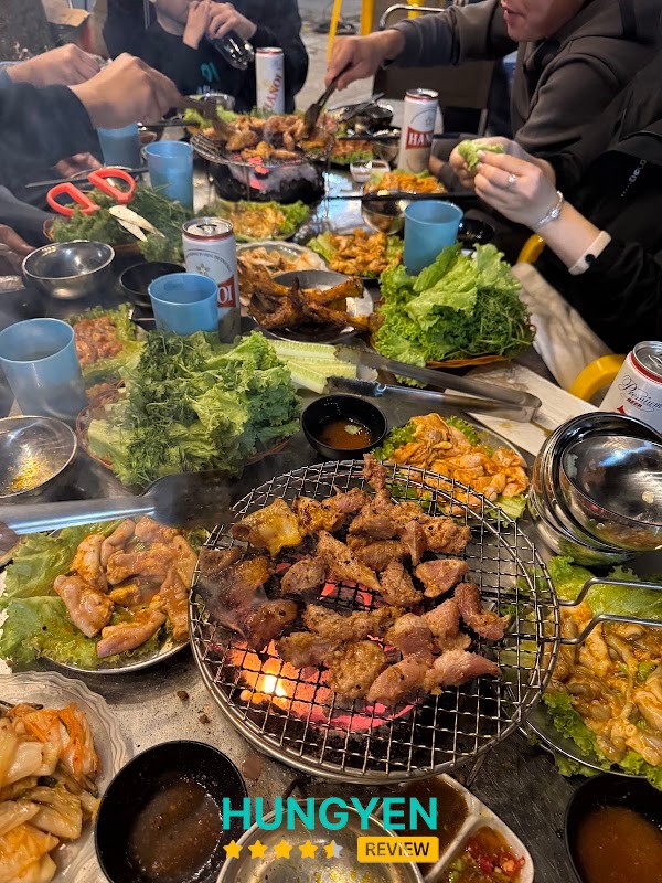 Nhất Nướng Trần Hưng Đạo