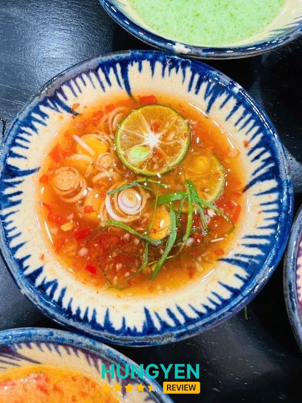Món ăn tại Ốc Thanh Xuân