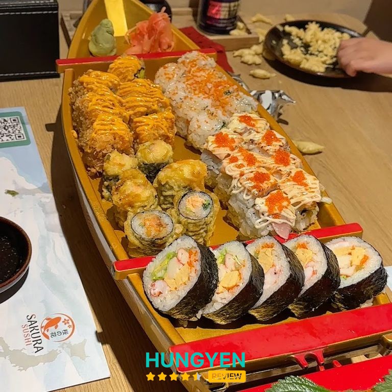Món ăn tại Sakura Sushi Thái Bình