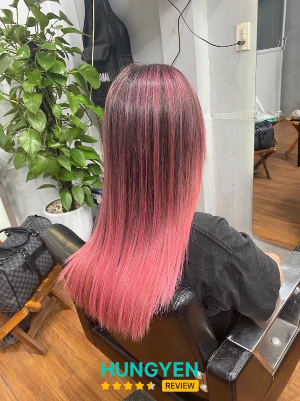 Hình ảnh Juun Trần Hair Salon