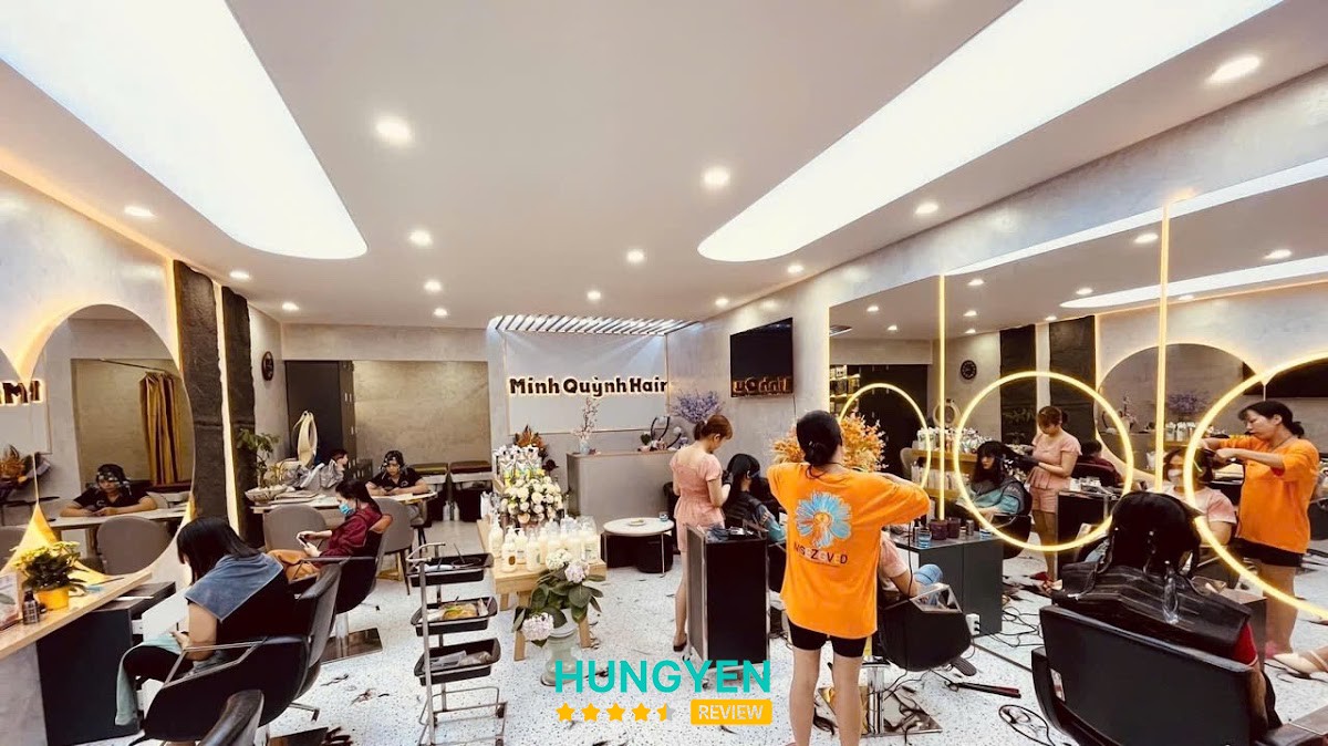 Uốn Tóc Minh Quỳnh Văn Giang