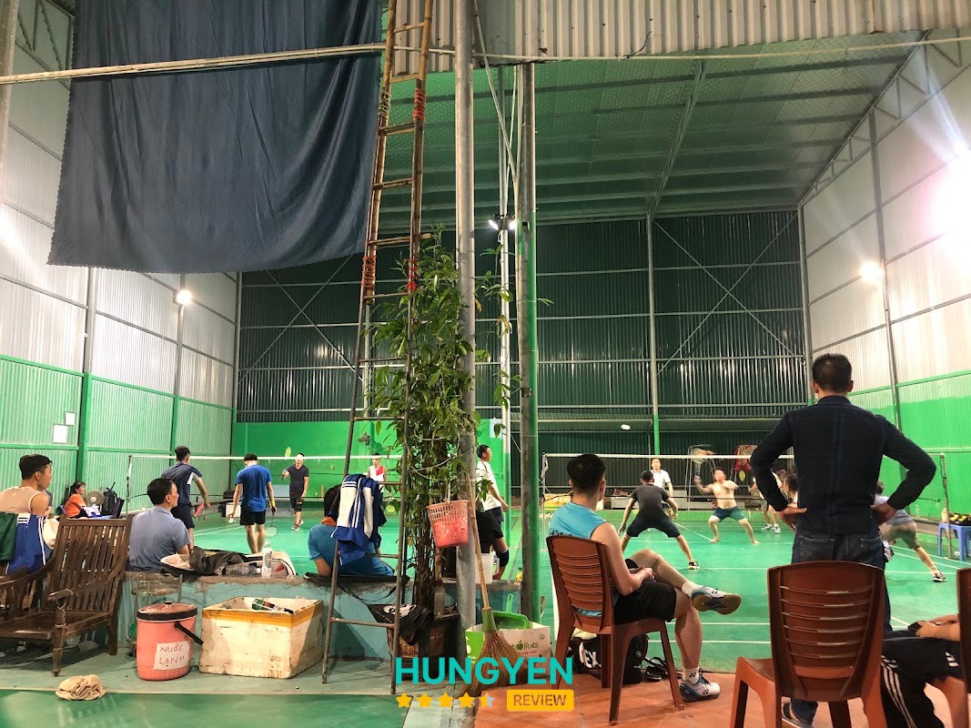 Sân cầu lông Hinh Quách Hưng Yên
