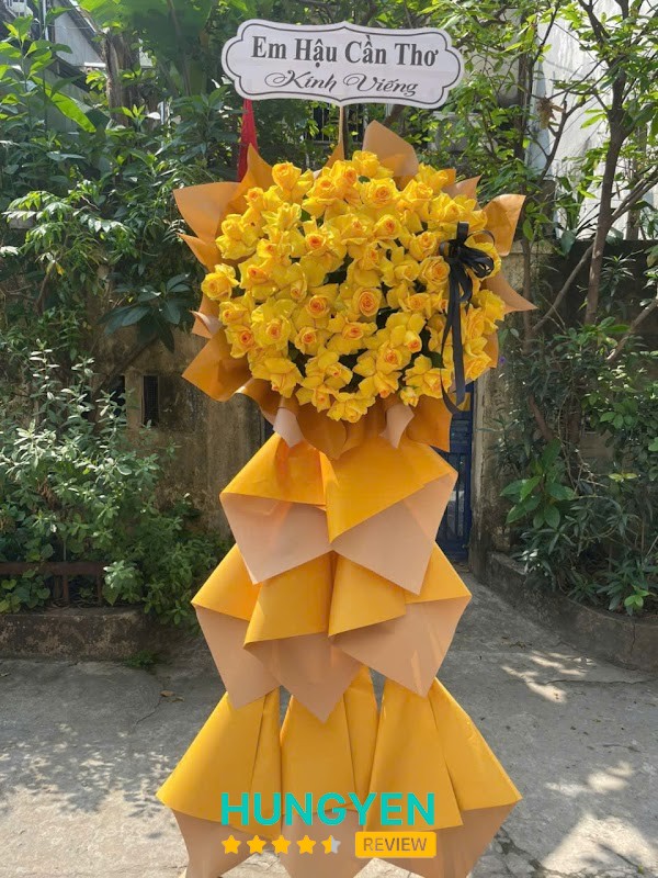 Chuyên Hoa viếng đám tang TP Thái Bình - LoviiNet