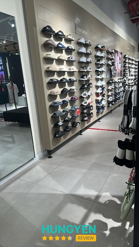 Adidas Vincom Thái Bình – hình ảnh 2