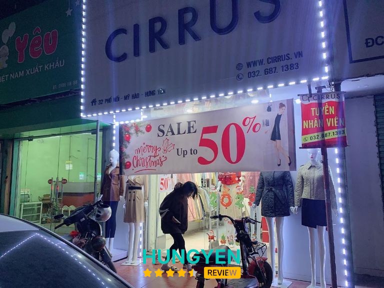 Quần áo nữ tại shop cirrus Phố Nối