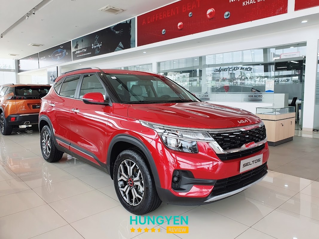 Xe tại KIA Phố Nối