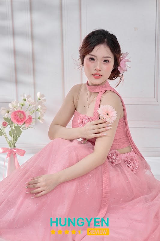 Queen Marry Studio