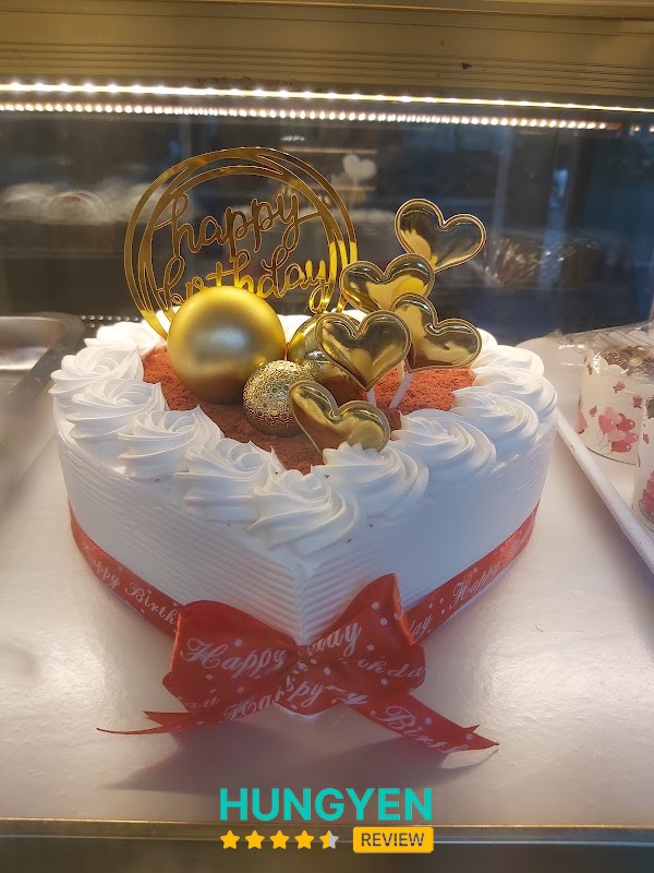 Bánh sinh nhật Hà Phương hưng yên