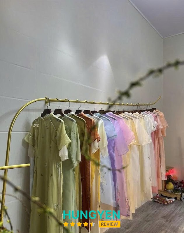 Áo dài Đông Hưng - Thuê váy Hòa Nguyễn CS2