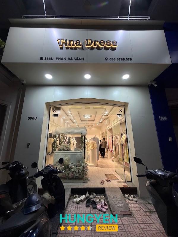 Tina Dress - Thuê váy Thái Bình